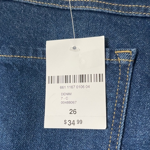 Forever 21 Women's 90s Style Pinch Waist Jeans - Size 26, NWT - Picture 3 of 5